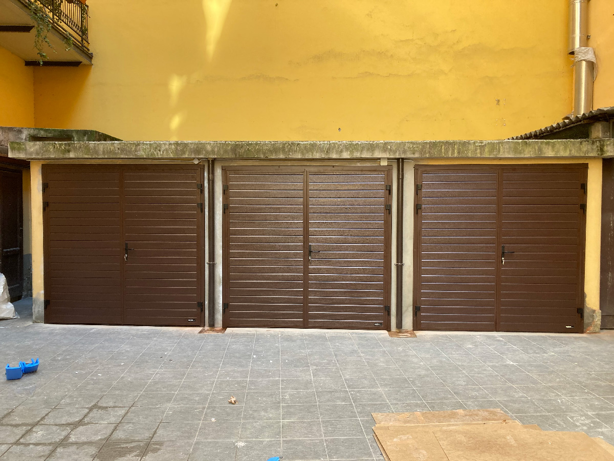 Angoily 2 Pz Ferramenta Per Porte Garage Fornitura Porta Garage Accessori  Per Porte Garage Staffa Superiore Regolabile Per Porta Del Garage Puleggia